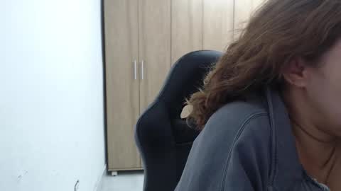 Roxana online show from 11-08-25, 01:39