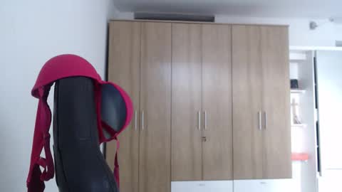 Roxana online show from 02-06-26, 09:29