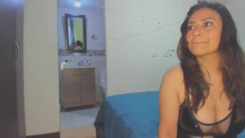 Snapshot of roxanasexy2025 chatting on 02-27-25, 11:52 roxanasexy2025 online show from 02-27-25, 11:52