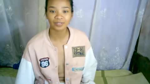 roxanne_98 online show from 01-22-25, 03:20