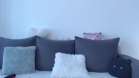 Snapshot of roxanneliss chatting on 12-04-25, 10:02 roxanneliss online show from 12-04-25, 10:02