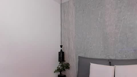 Snapshot of roxie_summers chatting on 12-30-24, 11:59 Roxie online show from 12-30-24, 11:59