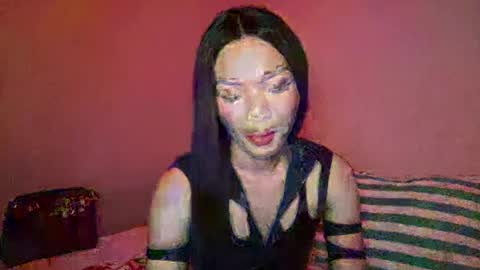 Snapshot of roxieroxieroxie chatting on 12-11-24, 06:58 Roxy online show from 12-11-24, 06:58