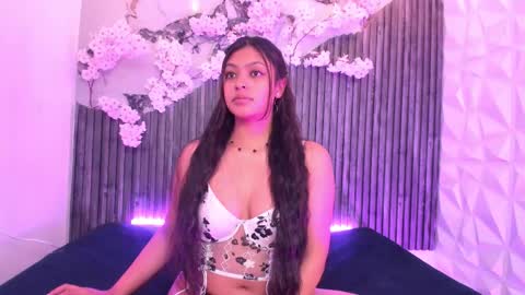 Roxxane online show from 01-13-26, 03:45