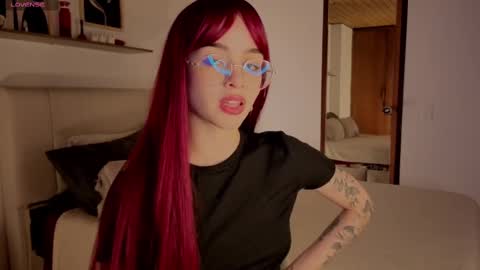 Roxxy online show from 10-20-25, 10:10