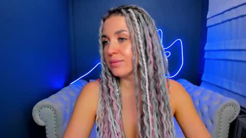 Roxy online show from 01-16-26, 02:04