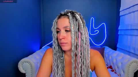 Roxy online show from 03-10-26, 02:16