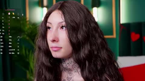 Snapshot of roxy_morrison_x chatting on 02-16-26, 05:53 roxanne online show from 02-16-26, 05:53