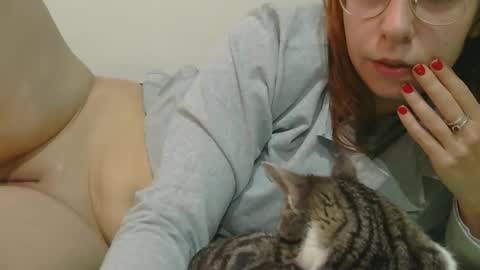 roxy secrets online show from 11-08-25, 06:57