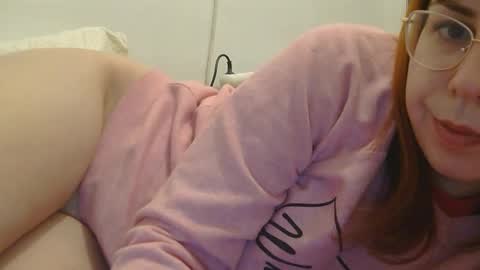 roxy secrets online show from 11-18-25, 06:12