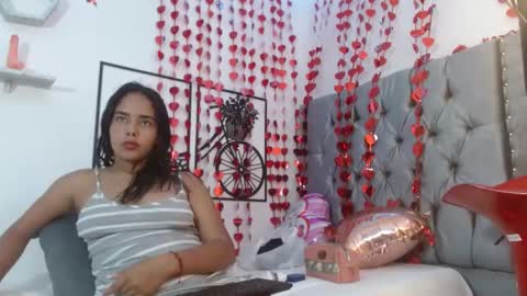 roxy_stone1 online show from 02-25-25, 11:55