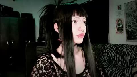 Roxy Independient model Help me to reach 50 thumbs up online show from 02-28-26, 01:17