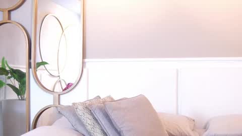 Roxy  online show from 10-08-25, 12:14