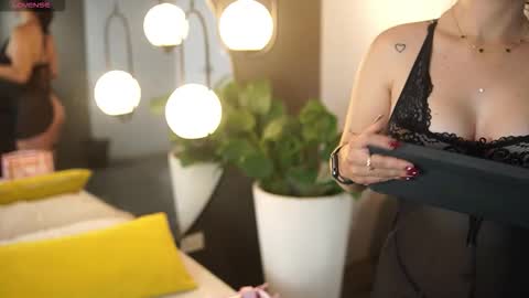 Roxy  online show from 11-16-25, 07:30