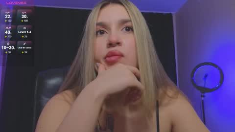 Snapshot of roxychilli chatting on 11-07-25, 09:37 Roxy online show from 11-07-25, 09:37