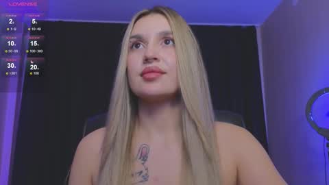 Snapshot of roxychilli chatting on 11-09-25, 08:29 Roxy online show from 11-09-25, 08:29