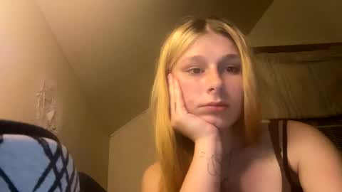 roxyisme online show from 09-15-25, 08:36