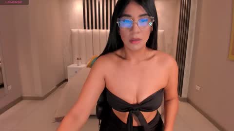 Roxy online show from 09-27-25, 04:06