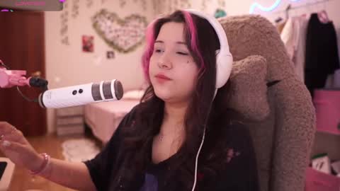 roxysuh online show from 04-06-26, 07:09