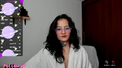 Snapshot of roxyvenom chatting on 10-11-25, 05:50 roxy online show from 10-11-25, 05:50