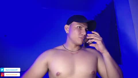 Snapshot of roy__constance chatting on 12-17-24, 04:34 Roy Constance online show from 12-17-24, 04:34