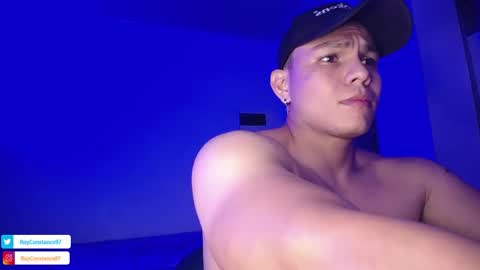 Snapshot of roy__constance chatting on 12-18-24, 03:04 Roy Constance online show from 12-18-24, 03:04