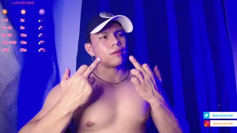 Snapshot of roy__constance chatting on 01-05-25, 04:14 Roy Constance online show from 01-05-25, 04:14