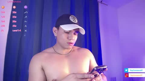 Snapshot of roy__constance chatting on 01-08-25, 02:14 Roy Constance online show from 01-08-25, 02:14