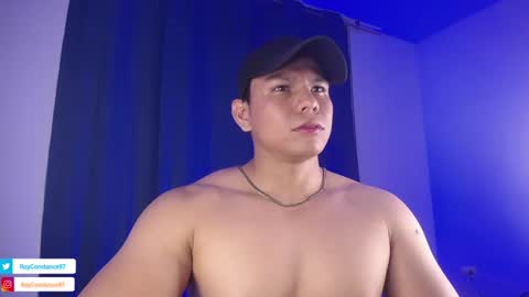 Snapshot of roy__constance chatting on 01-22-25, 06:20 Roy Constance online show from 01-22-25, 06:20