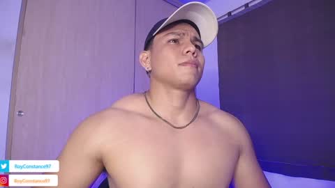 Snapshot of roy__constance chatting on 02-22-25, 05:23 Roy Constance online show from 02-22-25, 05:23