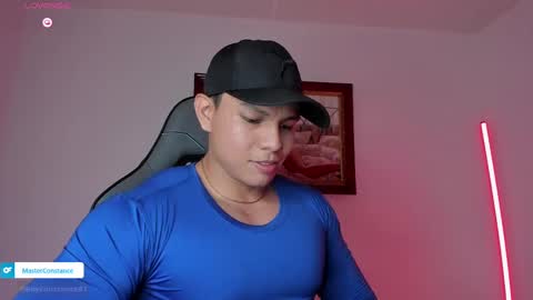 Snapshot of roy__constance chatting on 09-28-25, 04:51 Roy Constance online show from 09-28-25, 04:51