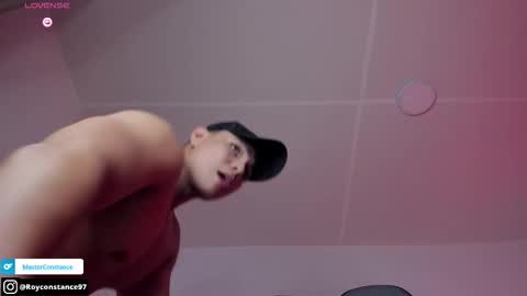 Snapshot of roy__constance chatting on 10-18-25, 04:15 Roy Constance online show from 10-18-25, 04:15