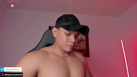 Snapshot of roy__constance chatting on 10-22-25, 04:35 Roy Constance online show from 10-22-25, 04:35