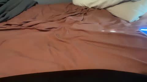 Royalty13m online show from 09-16-25, 06:53