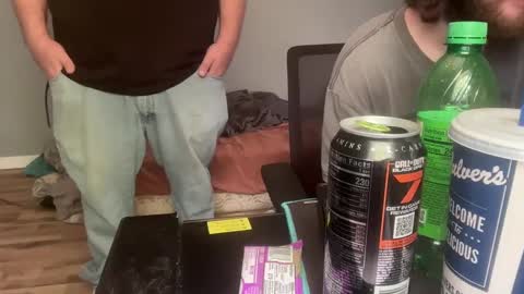 Royalty13m online show from 09-22-25, 04:42