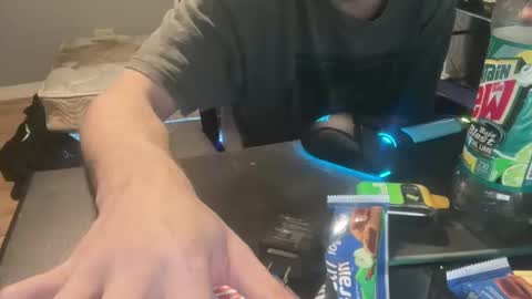 Royalty13m online show from 11-17-25, 03:29