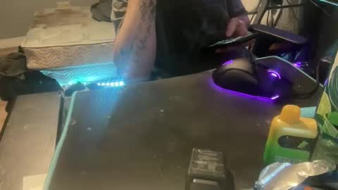 Royalty13m online show from 11-19-25, 12:54