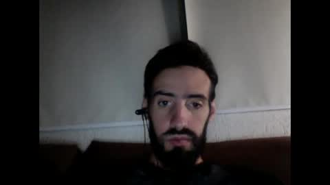 Snapshot of royartal chatting on 11-23-25, 03:50 Rodrigo online show from 11-23-25, 03:50