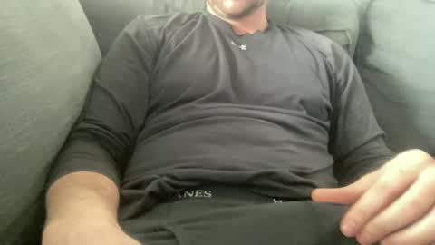 Snapshot of roythegil chatting on 02-20-25, 04:25 roythegil online show from 02-20-25, 04:25