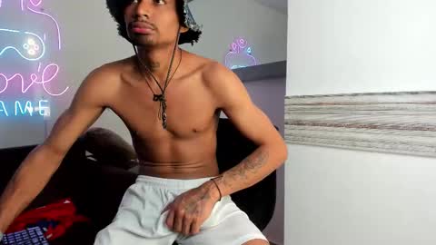 Snapshot of rpoolrboy chatting on 02-16-26, 09:22 POOL online show from 02-16-26, 09:22