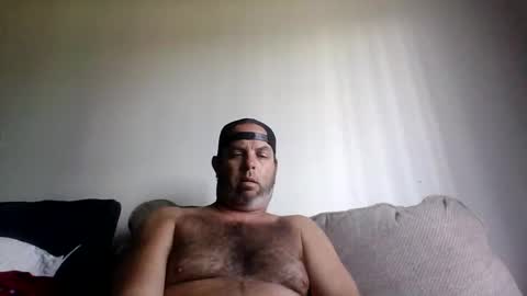 rubbingoneout714 online show from 10-20-25, 09:26