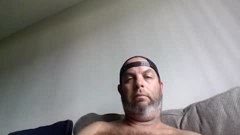 rubbingoneout714 online show from 10-25-25, 04:13