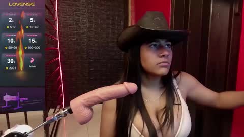 Snapshot of rubi_boobs_ chatting on 01-17-26, 03:39 Rubi online show from 01-17-26, 03:39