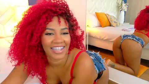 Snapshot of ruby_rogers_ chatting on 09-19-25, 01:23 ruby_rogers_ online show from 09-19-25, 01:23