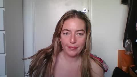 rubyredxxxoxxx online show from 11-09-25, 07:50