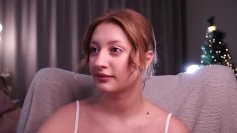 Mila online show from 12-22-25, 05:10