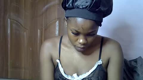 Rue online show from 11-08-25, 04:12