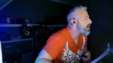 Chico que rico Caliente online show from 11-01-25, 04:36