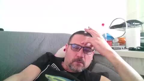 rul3ssuck online show from 12-19-25, 08:10