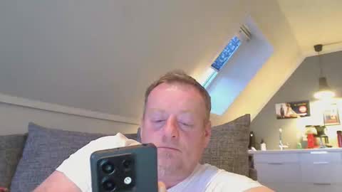 bignorwegian online show from 10-19-25, 04:29